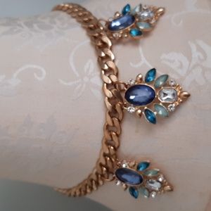 Reversible jewelled necklace Gold tone.
